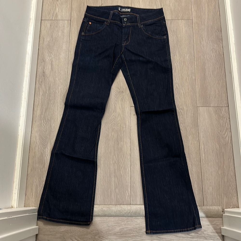 Hudson jeans flare style. Size 29